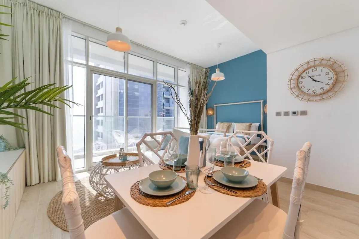 Charming Minimalist Studio Perfect For 4 In Dubai Marina United Arab Emirates